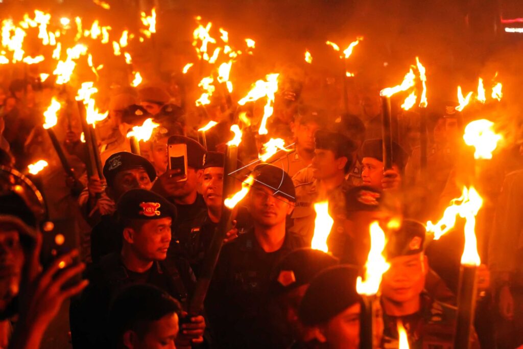 Torch Parade To Welcomed Eid Al-Fitr