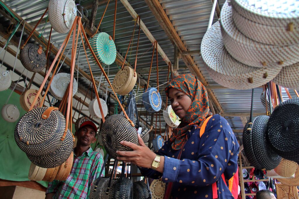 RATTAN BAG TRADERS