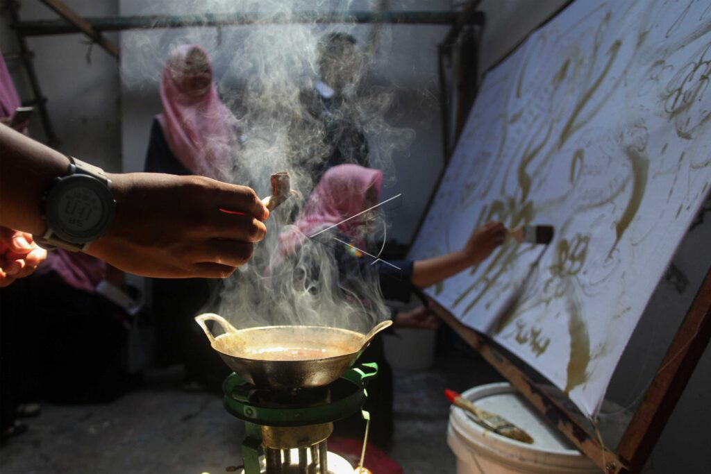 ABSTRACT WRITTEN BATIK