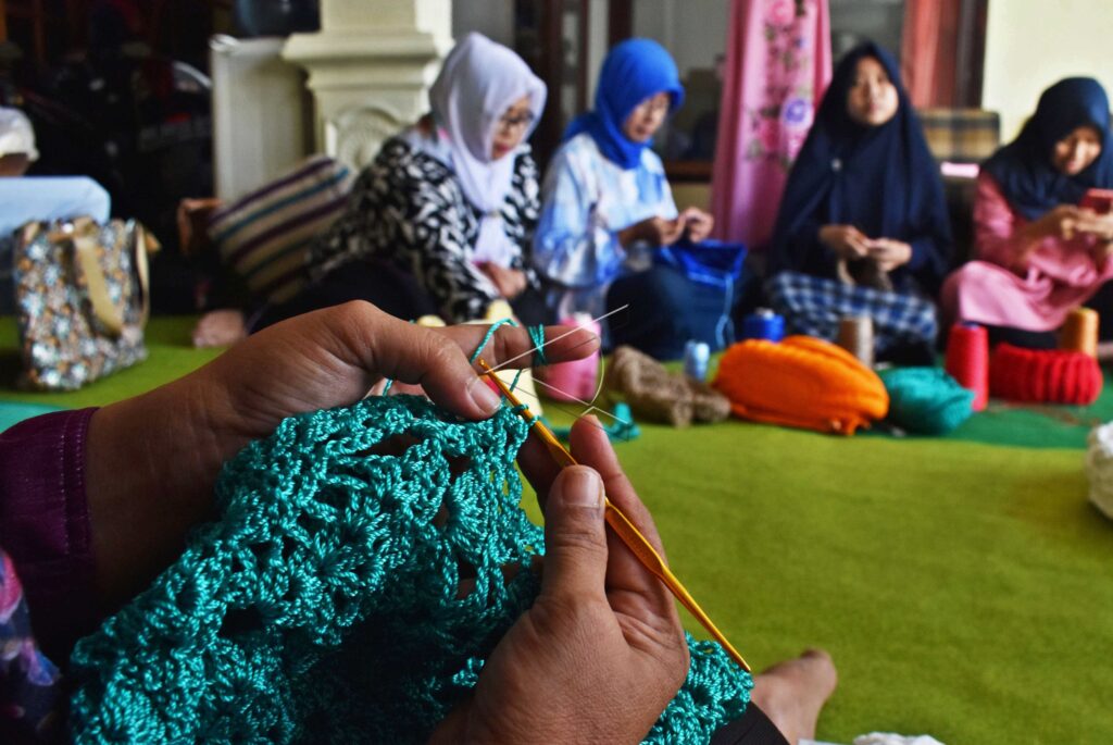 KNITTING COURSE