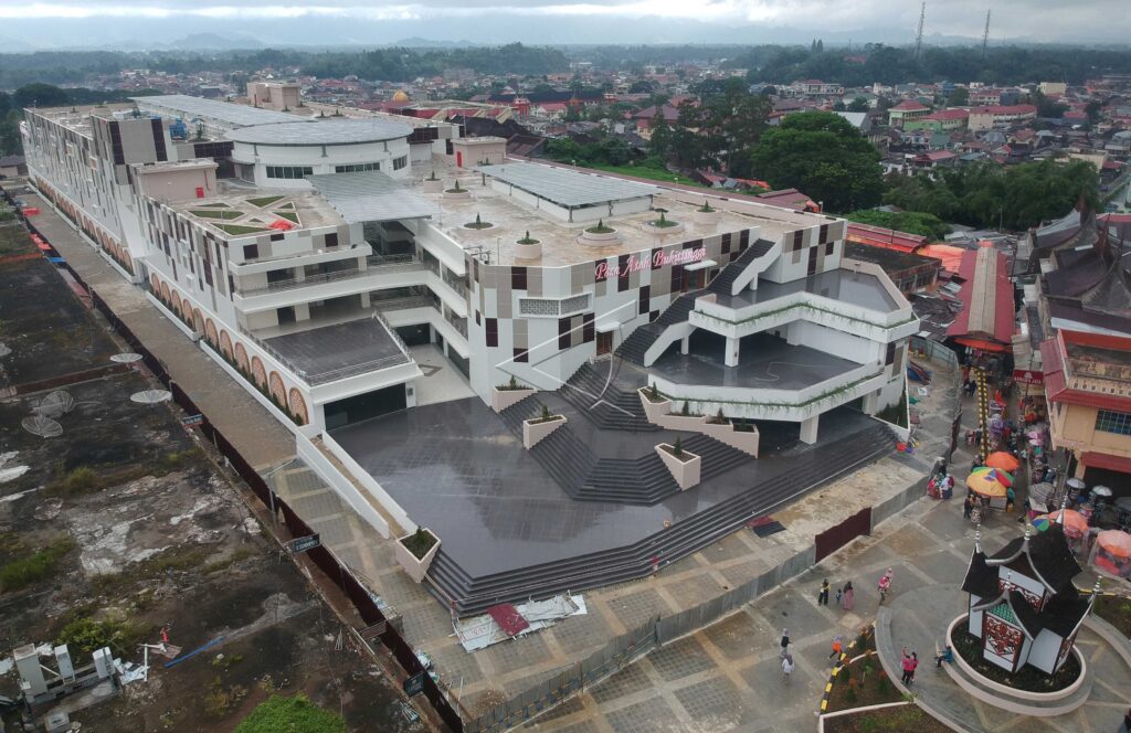 PEMBANGUNAN PASA ATEH RAMPUNG