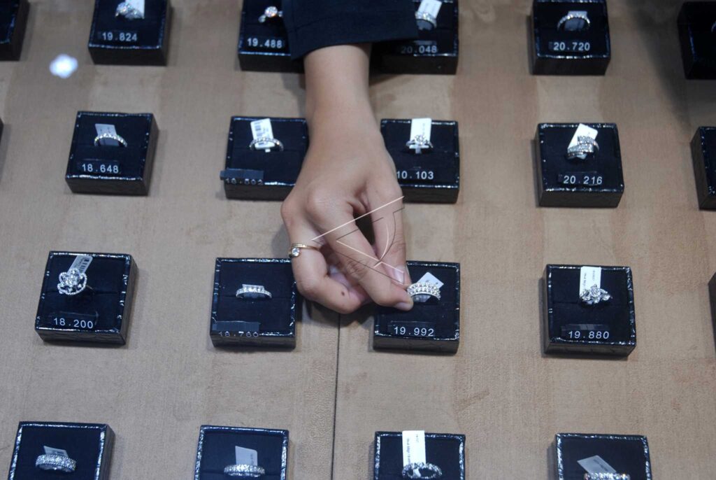 EXPORT QUALITY DIAMONDS