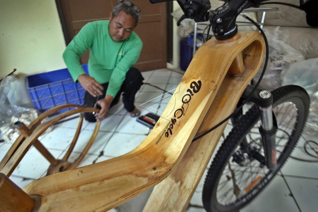 WOODEN BICYCLE PRODUCTION