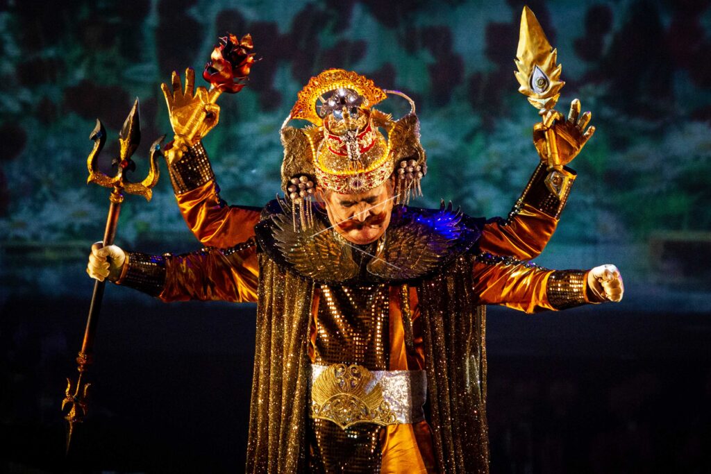 Koma Theatre Performance