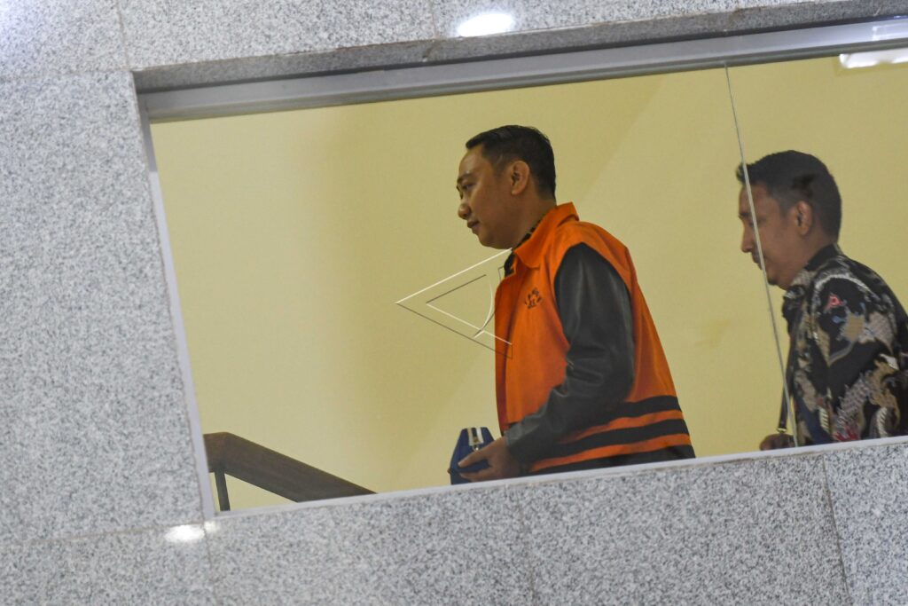 PEMERIKSAAN LANJUTAN MANTAN BUPATI LAMPUNG UTARA