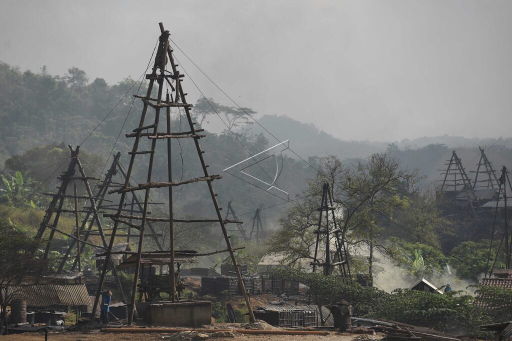 WONOCOLO PEOPLE’S OIL MINING