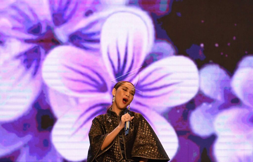 BUNGA CITRA LESTARI PERFORMANCE