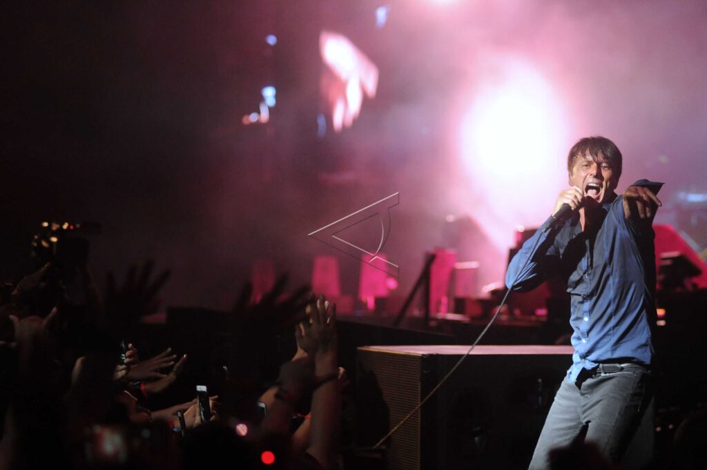 SUEDE AT SOUNDRENALINE