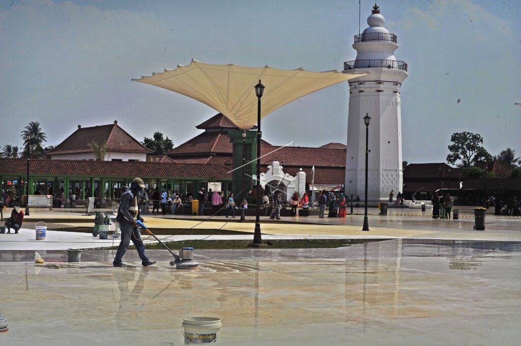 BANTEN SULTANATE MOSQUE