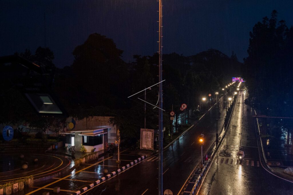 JELANG PENERAPAN PSBB DI BANDUNG RAYA