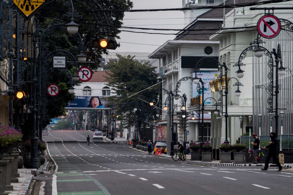 JELANG PENERAPAN PSBB DI BANDUNG RAYA