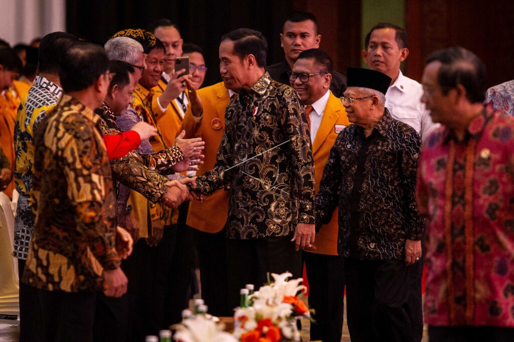 PENGUKUHAN PENGURUS DPP PARTAI HANURA