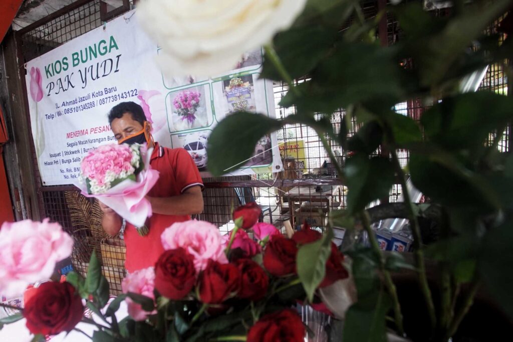 PENJUAL BUNGA TERDAMPAK COVID-19