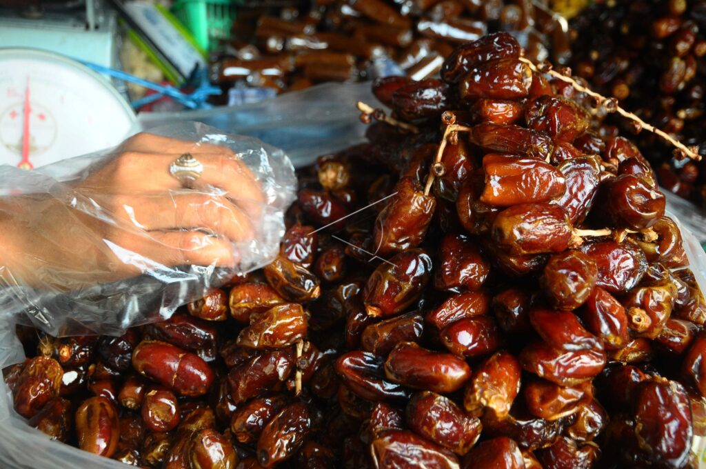DATES SALE