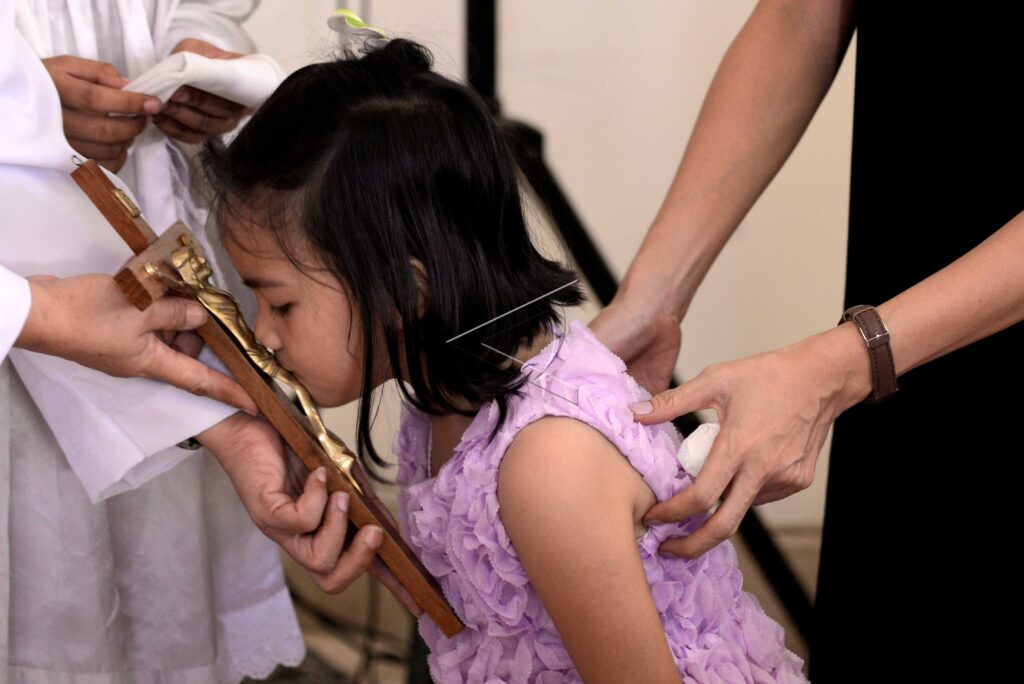 PENYEMBAHAN SALIB JUMAT AGUNG