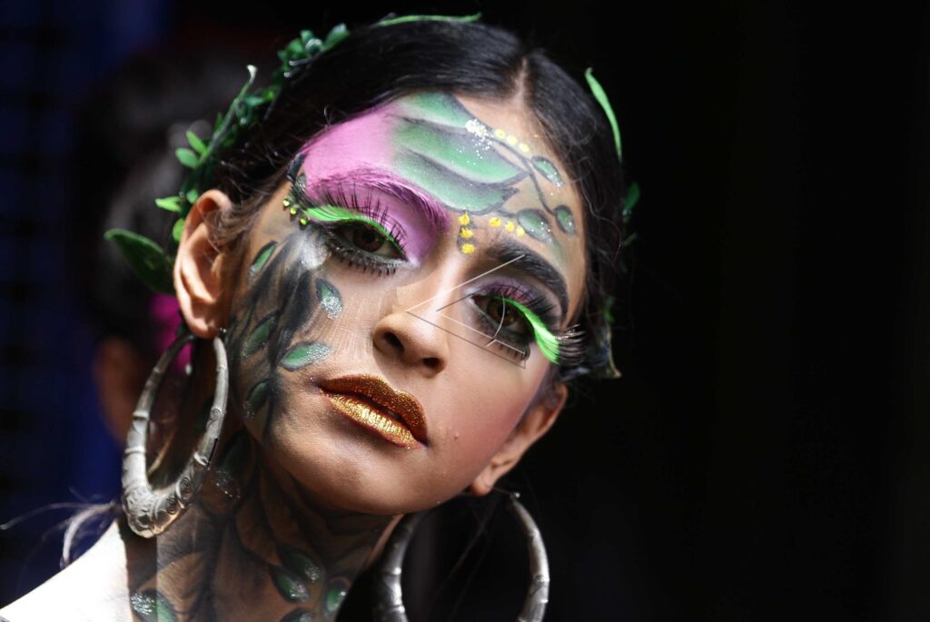 COLLABORATIVE CLOTHING SHOW