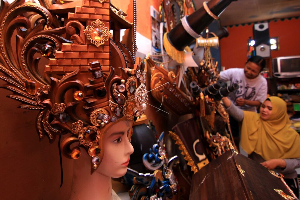 CARNAVAL COSTUME CRAFTS