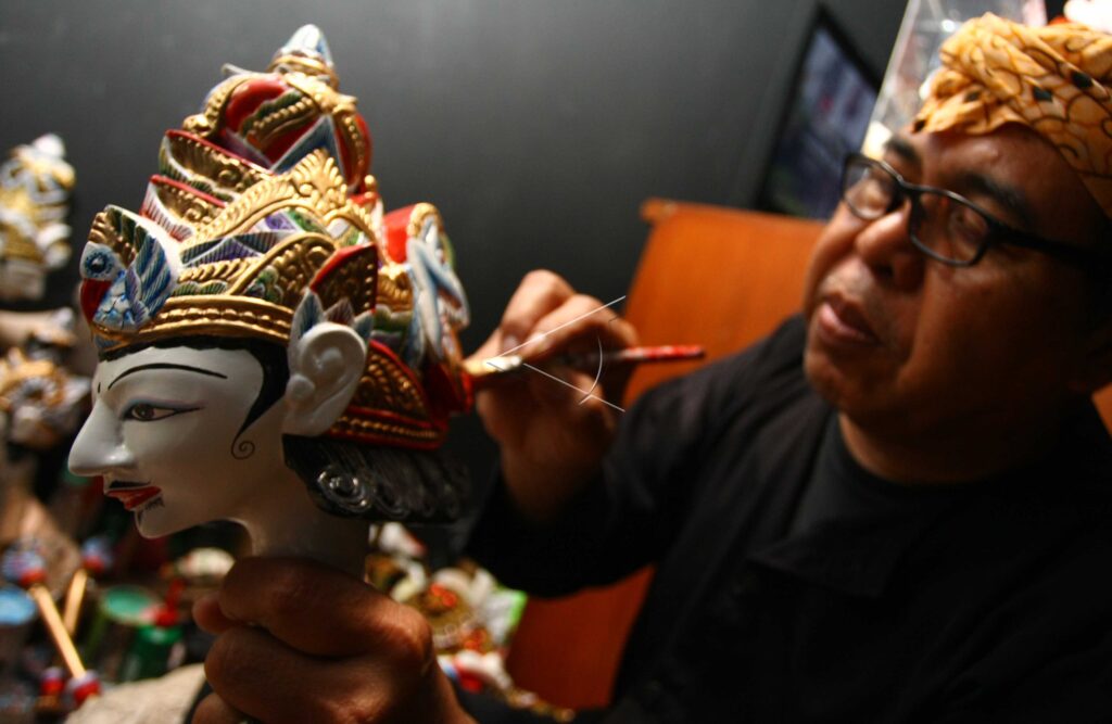 WAYANG GOLEK CRAFTS