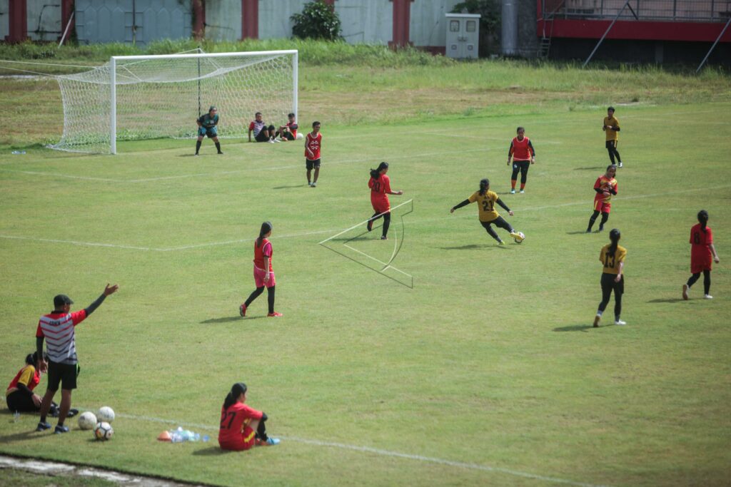PERSIAPAN PON TIM SEPAK BOLA  PUTRI KALTENG