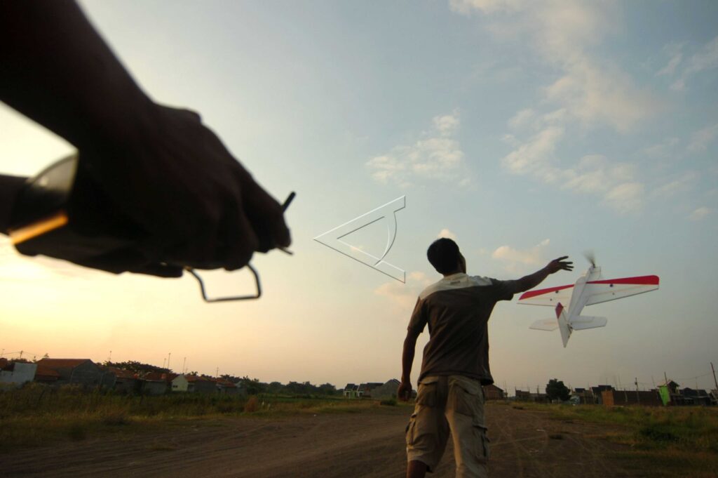 ASSEMBLED AEROMODELLING AIRCRAFT