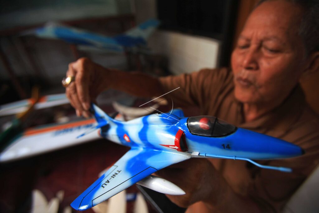 SCALE MODEL AIRCRAFT