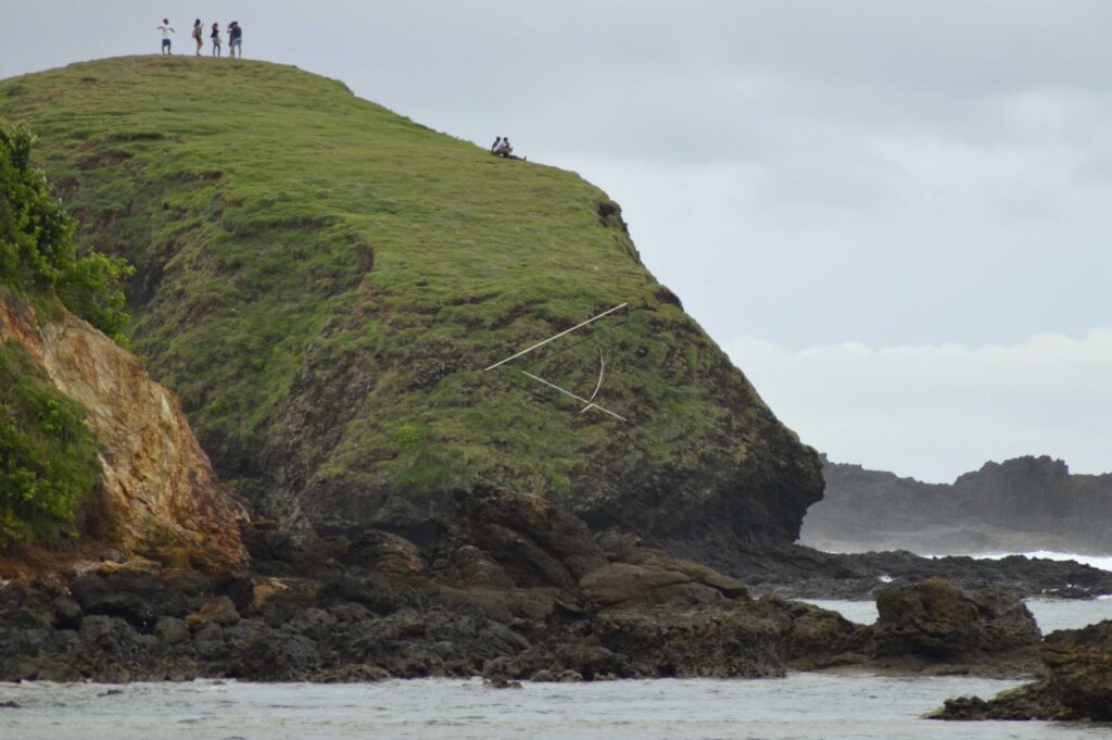 THE CHARM OF SEGER BEACH HILL