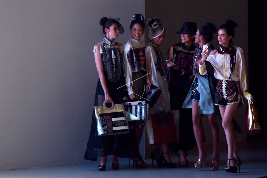 THE CHARM OF MAUMERE PEARL