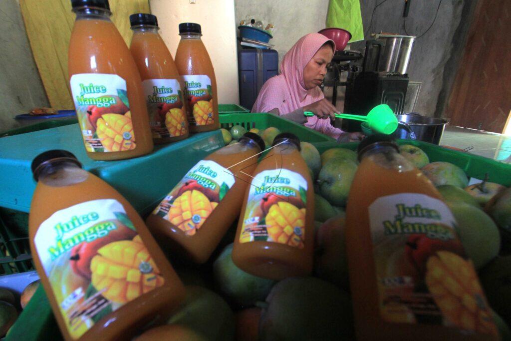 MANGO JUICE PRODUCTION