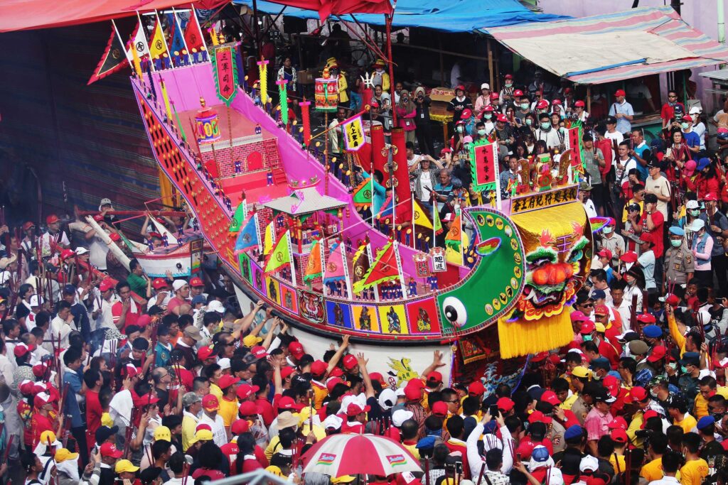 BAKAR TONGKANG RITUAL
