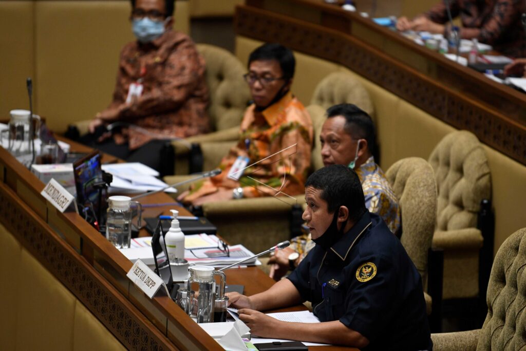 RAKER KOMISI II DPR DENGAN MENDAGRI