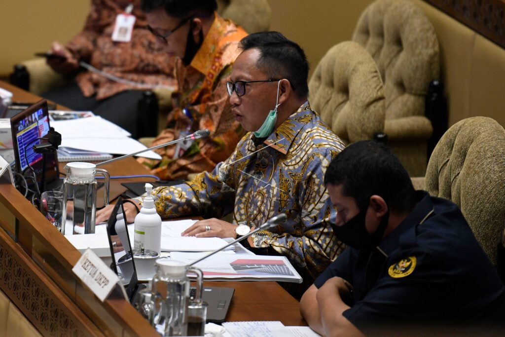 RAKER KOMISI II DPR DENGAN MENDAGRI