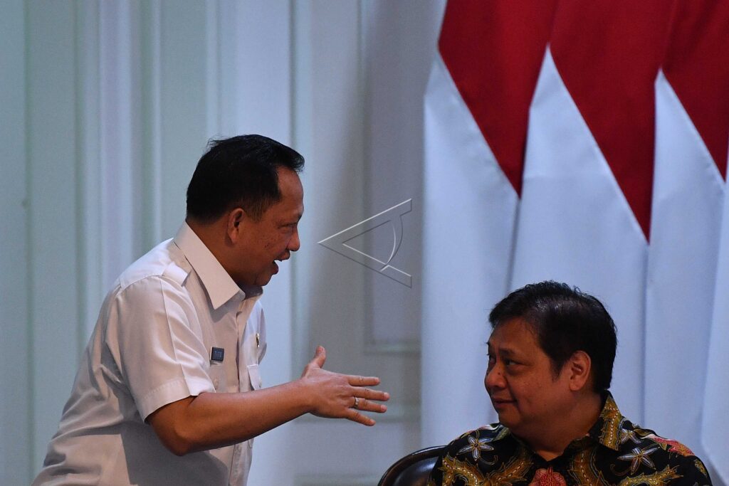 RATAS AKSELERASI PENINGKATAN PERINGKAT KEMUDAHAN BERUSAHA