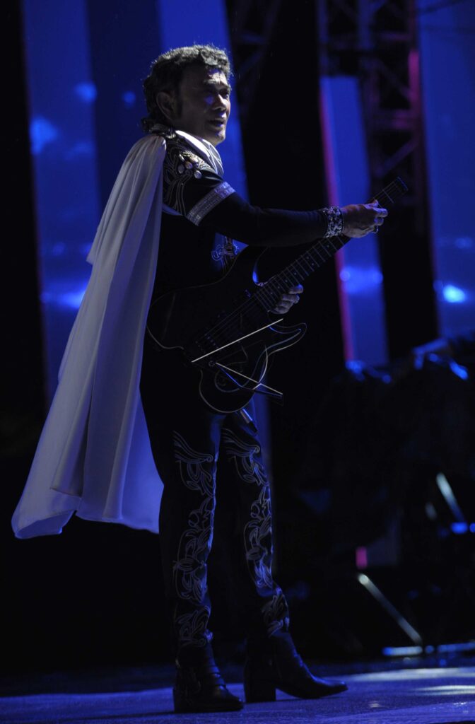 RHOMA IRAMA AT MONAS