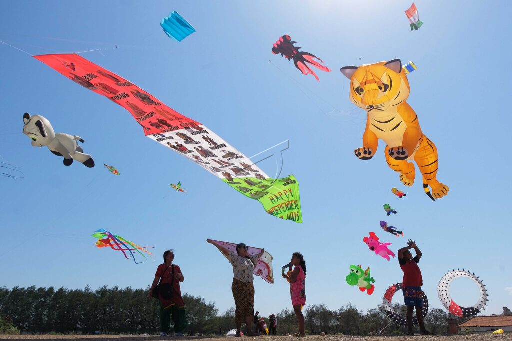 INTERNATIONAL KITES FESTIVAL