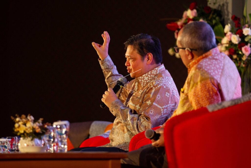 SEMINAR NASIONAL MEMBANGUN OPTIMISME DAN PELUANG