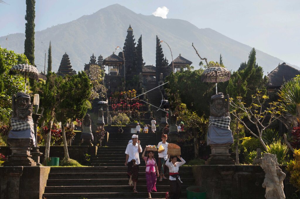 GALUNGAN DAY AT PURA BESAKIH