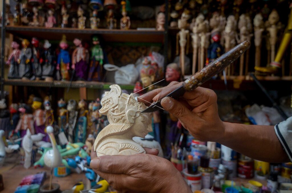 PAPER PUPPET HANDICRAFTS