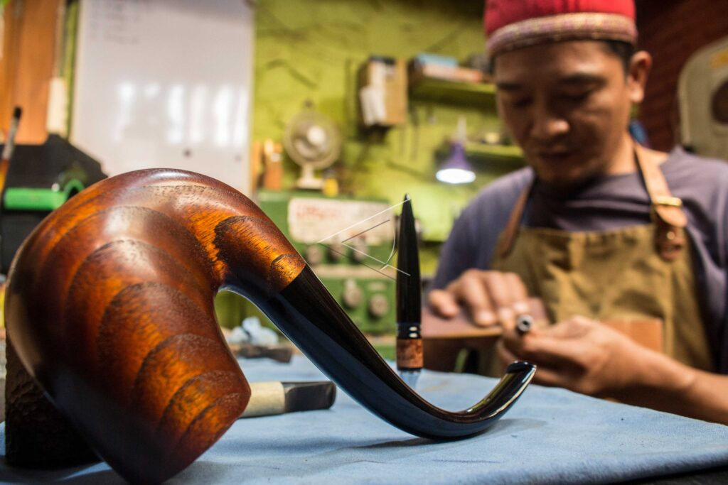CIGARETTE PIPE CRAFTS