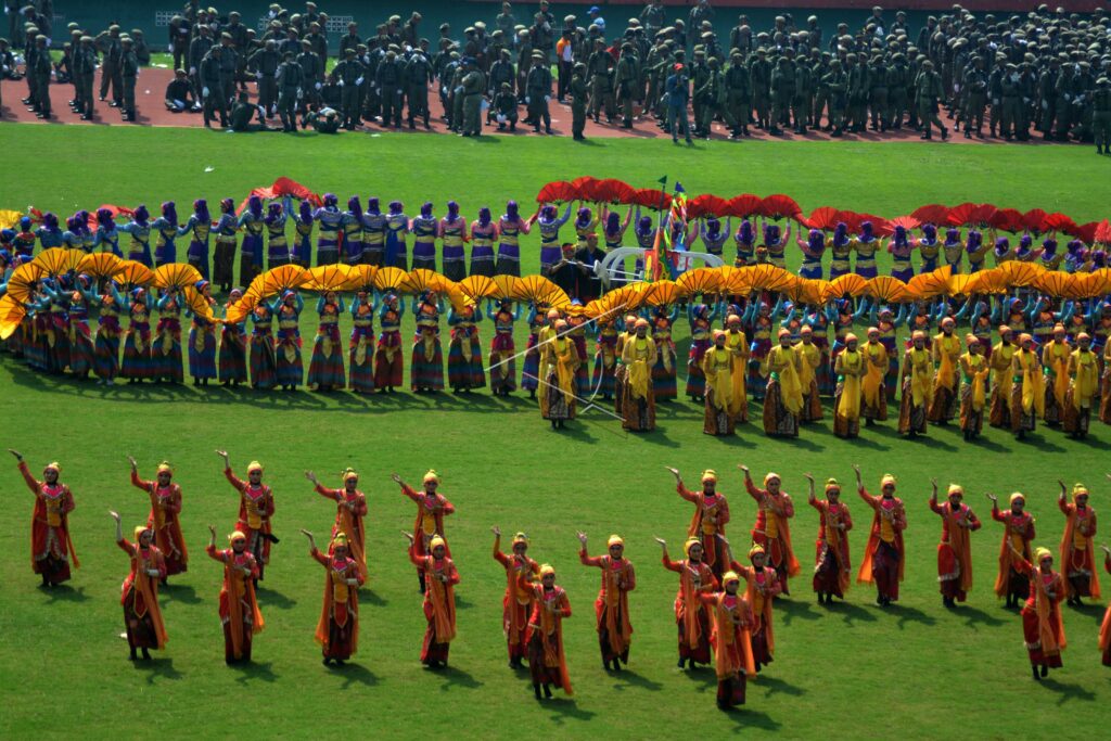 TARI BANJAR KEMUNING