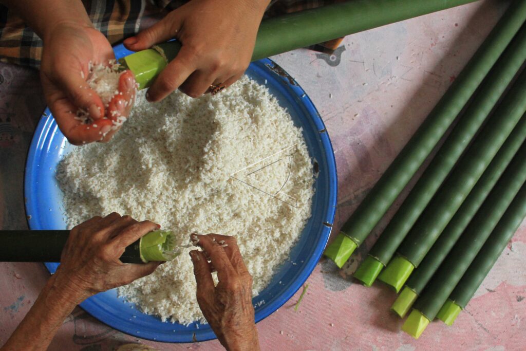 TRADISI MEMASAK LEMANG JELANG RAMADHAN