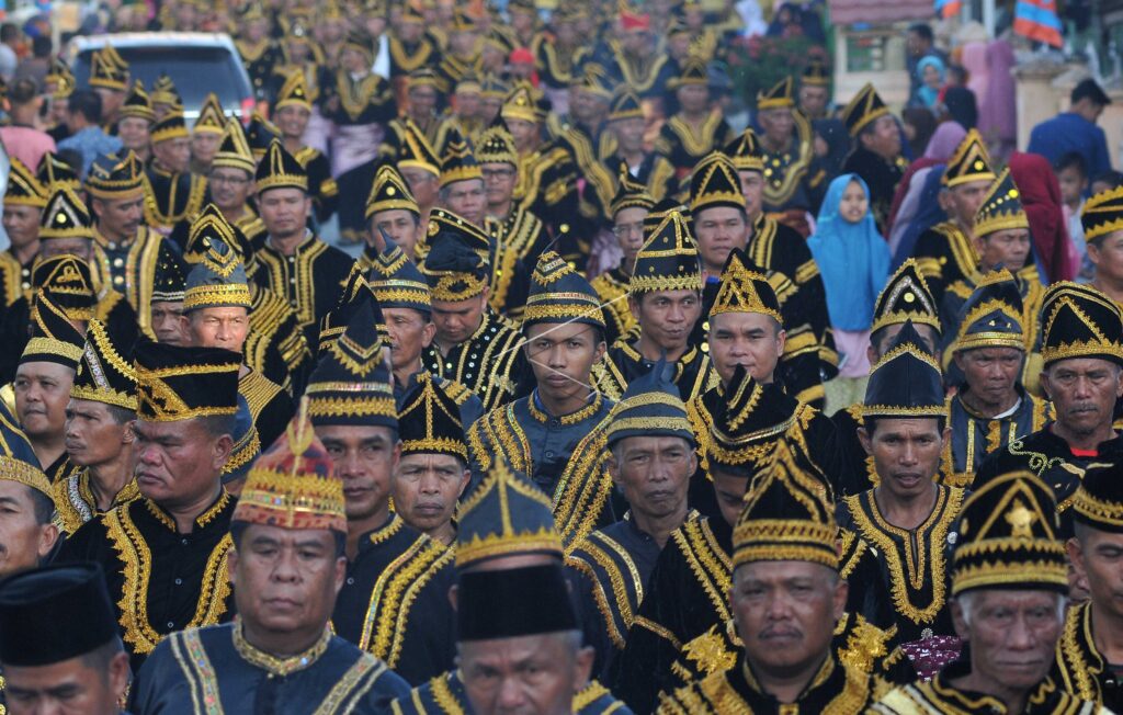 MENGASAP NEGERI TRADITION
