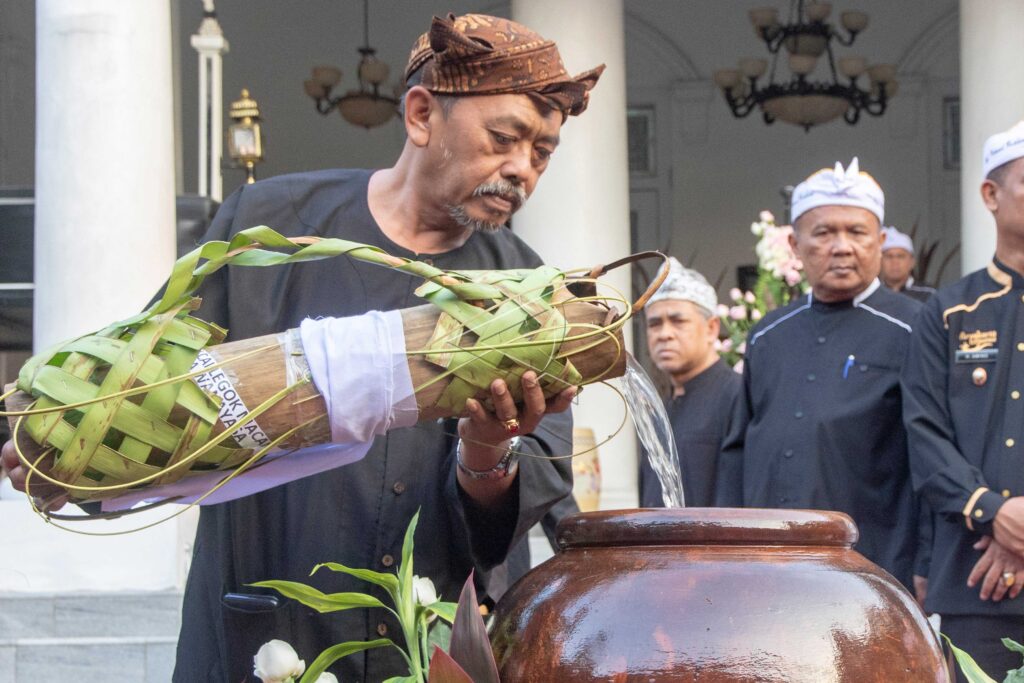 MURU INDUNG CAI TRADITION