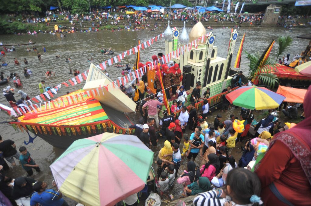 TRADISI POTANG BALIMAU