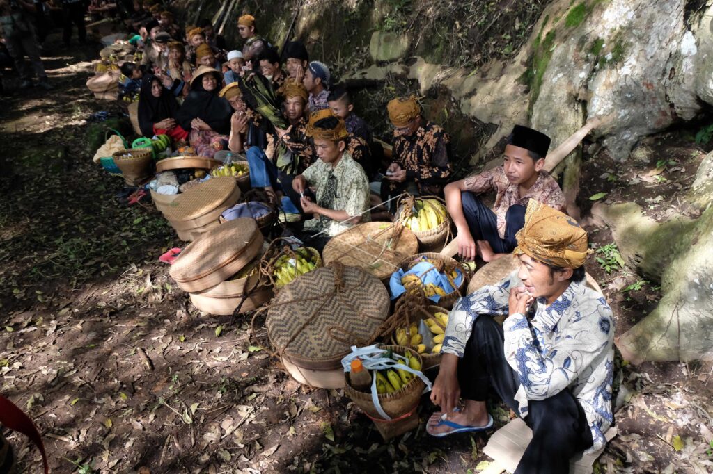 NYADRAN REJEBAN PLABENGAN TRADITION
