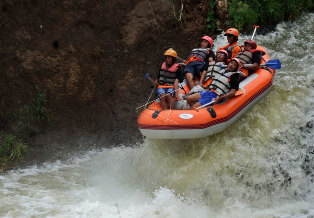WISATA ARUNG JERAM
