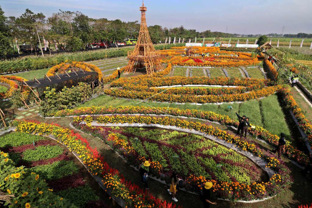 KEDIRI FLOWER GARDEN