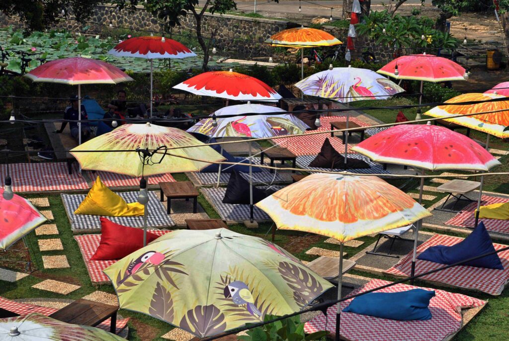 WISATA KULINER KAFE SITU BURUNG