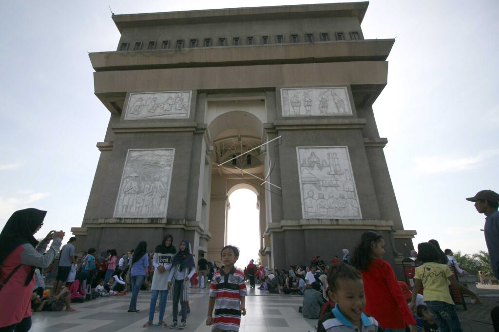 SLG MONUMENT IN KEDIRI
