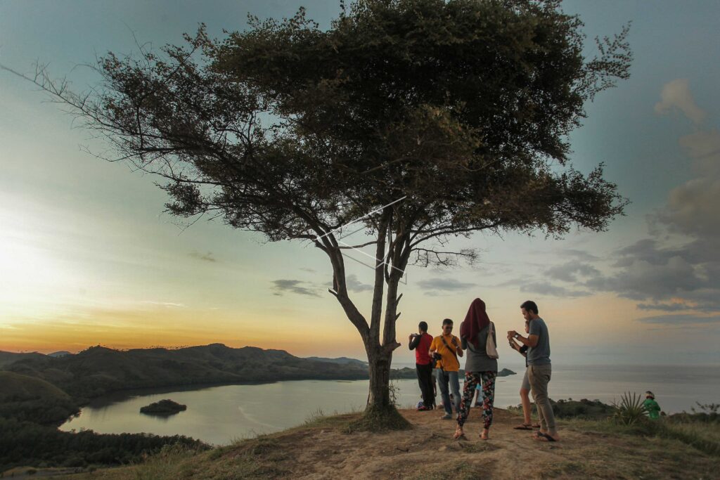 BUKIT CINTA IN LABUAN BAJO