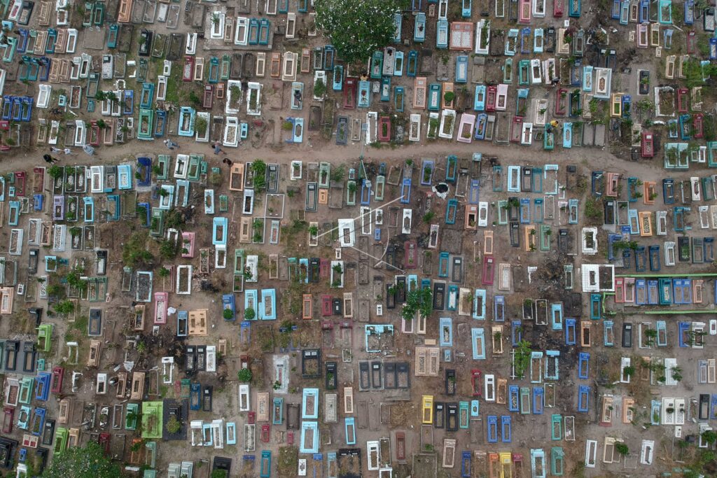 ZIARAH KUBUR JELANG RAMADAN DI JAMBI